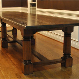 Traditional Dining Room Table - Furniture