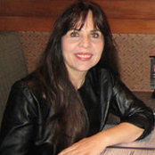 Bernadette Merrills foto