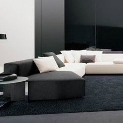 Freestyle Sofa Collection by Molteni & C - Side Tables And End Tables