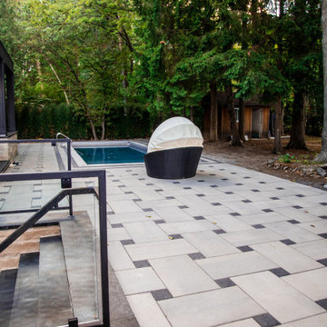 Vinyl Inground Pool with Interlocking Deck