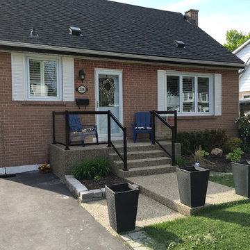 Aluminum and Glass Porch Railings - 109