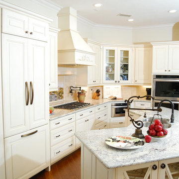 Home in the Woodlands - Medallion