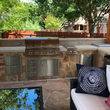 Outdoor Kitchen