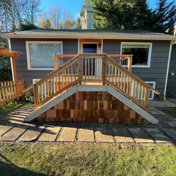 Seattle | Custom Deck Build