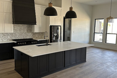 Inspiration for a transitional kitchen remodel in Dallas