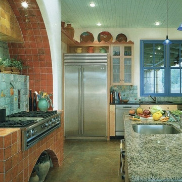 Contemporary Hacienda on the Rio Grande