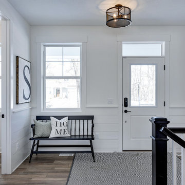 Modern Farmhouse Entryway