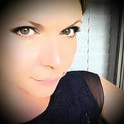 Erin Larson's photo