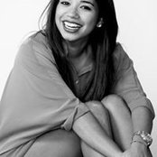 Maria Rosales's photo