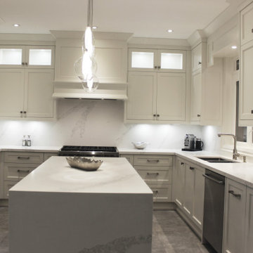 Off white and gray, transitional kitchen. Richmond Hill 2017