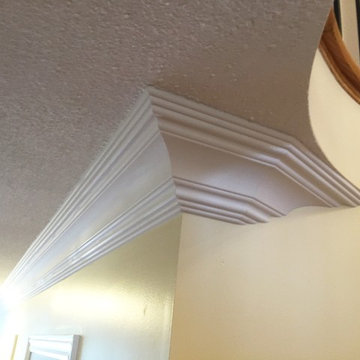 CROWN MOULDING