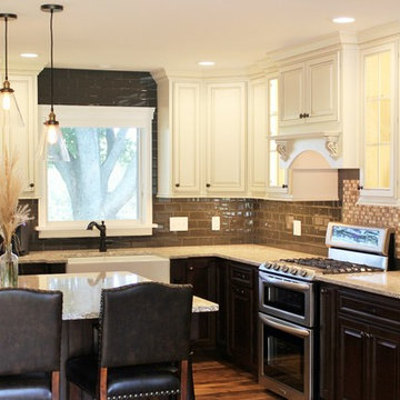 Taylor Ridge, IL- Traditional Kitchen in a Rustic Setting