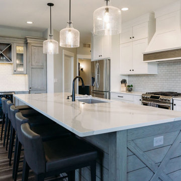 White Transitional Farmhouse