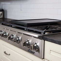 Farmhouse Range Drawer Base Cabinet - Kitchen Cabinetry