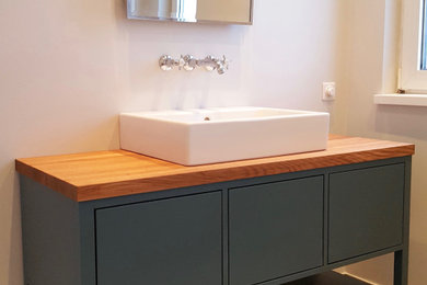 Modernes Badezimmer in Frankfurt am Main