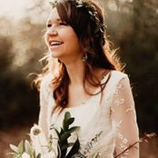 Dani Kazlow's photo