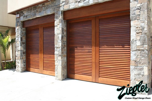 Maui House Let S Hear It For Garage Doors
