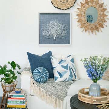 Mid-mod Coastal Casa