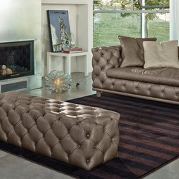 Aston Chaise Lounge by Gamma International, Italy - Indoor Chaise Lounge Chairs