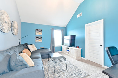 Home design - eclectic home design idea in Chicago