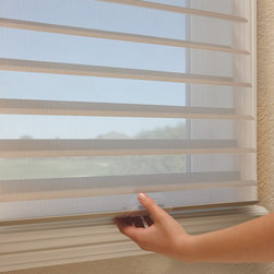Hunter Douglas Silhouette&reg; - Window Blinds