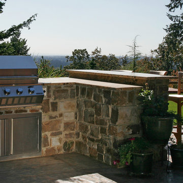 Outdoor Kitchen