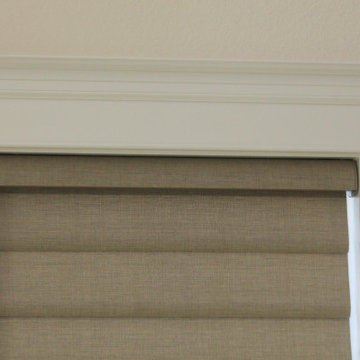 Hunter Douglas Vignettes-Modern Roam Shades
