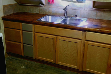 Inspiration for a craftsman home design remodel in Phoenix