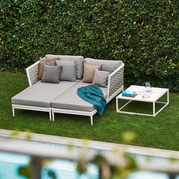 Selling: Algarve Lounger, Algarve Coffee Table