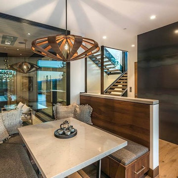 Breakfast Nook with Deck Overlook