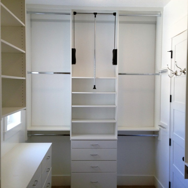 75 Beautiful Small Walkin Wardrobe Ideas & Designs March 2023 Houzz AU