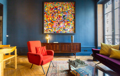 Lyon Houzz Tour: Striking Blue Apartment Packed With Personality