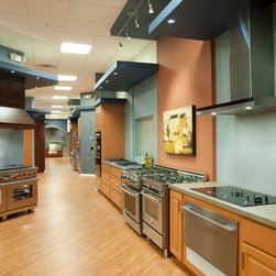 Kitchen Appliances - Gas Ranges And Electric Ranges