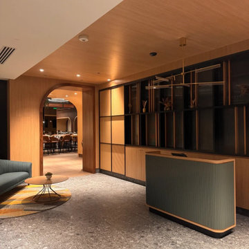 Moxies Restaurant - Commercial Millwork