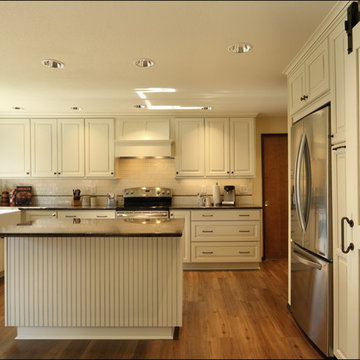 Moderate Traditional Kitchen Remodel