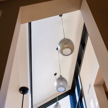 MODERN LIGHT