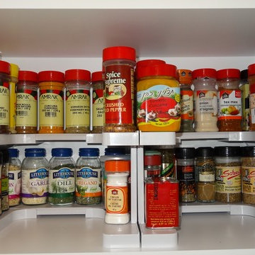 New Move Condo/ Organized Kitchen