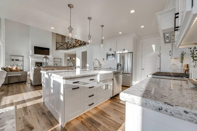 Example of a kitchen design in Salt Lake City