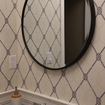 Vanity mirror