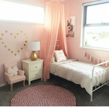 Violets Room
