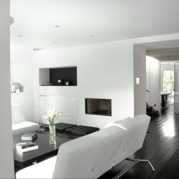 Smart TVs and hidden speakers from AV solutions in the living room