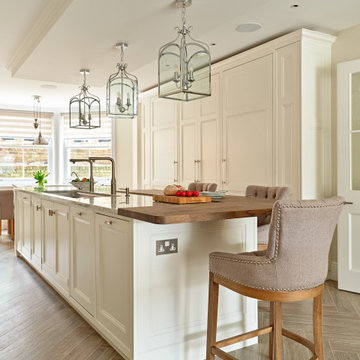 Wimbledon New England Style Kitchen