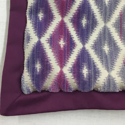 Mitered Contrast Flange Detail - Decorative Pillows