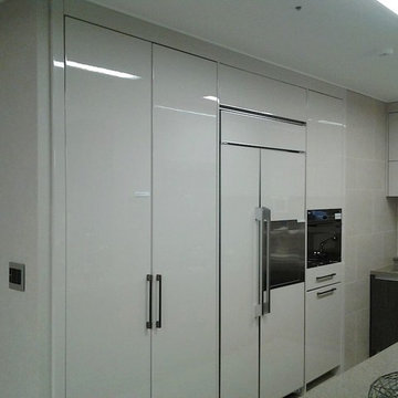 European Style Cabinet