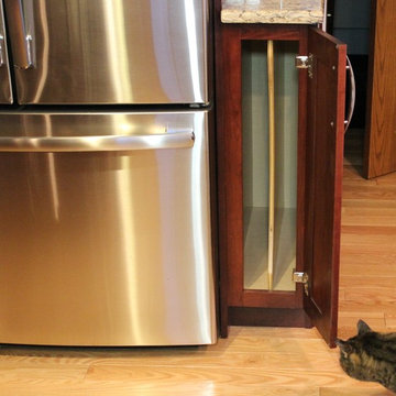 Davenport- Curious Cats Show Us Their New Kitchen
