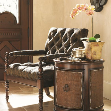 Landara Sandpiper Round Lamp Table