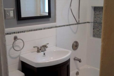 Example of a classic bathroom design in New York