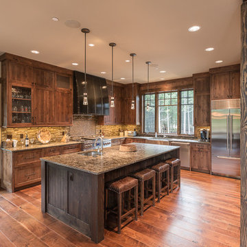 Tumble Creek Lodge-Style