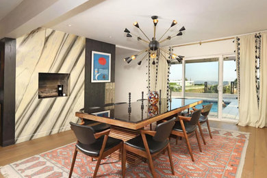Inspiration for a 1960s dining room remodel in Los Angeles