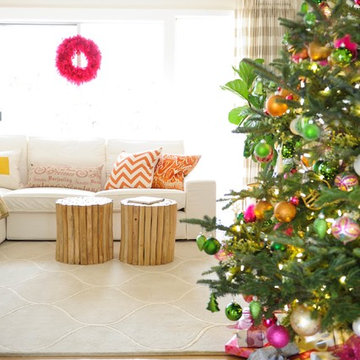 Raspberry & Yellow Holiday House